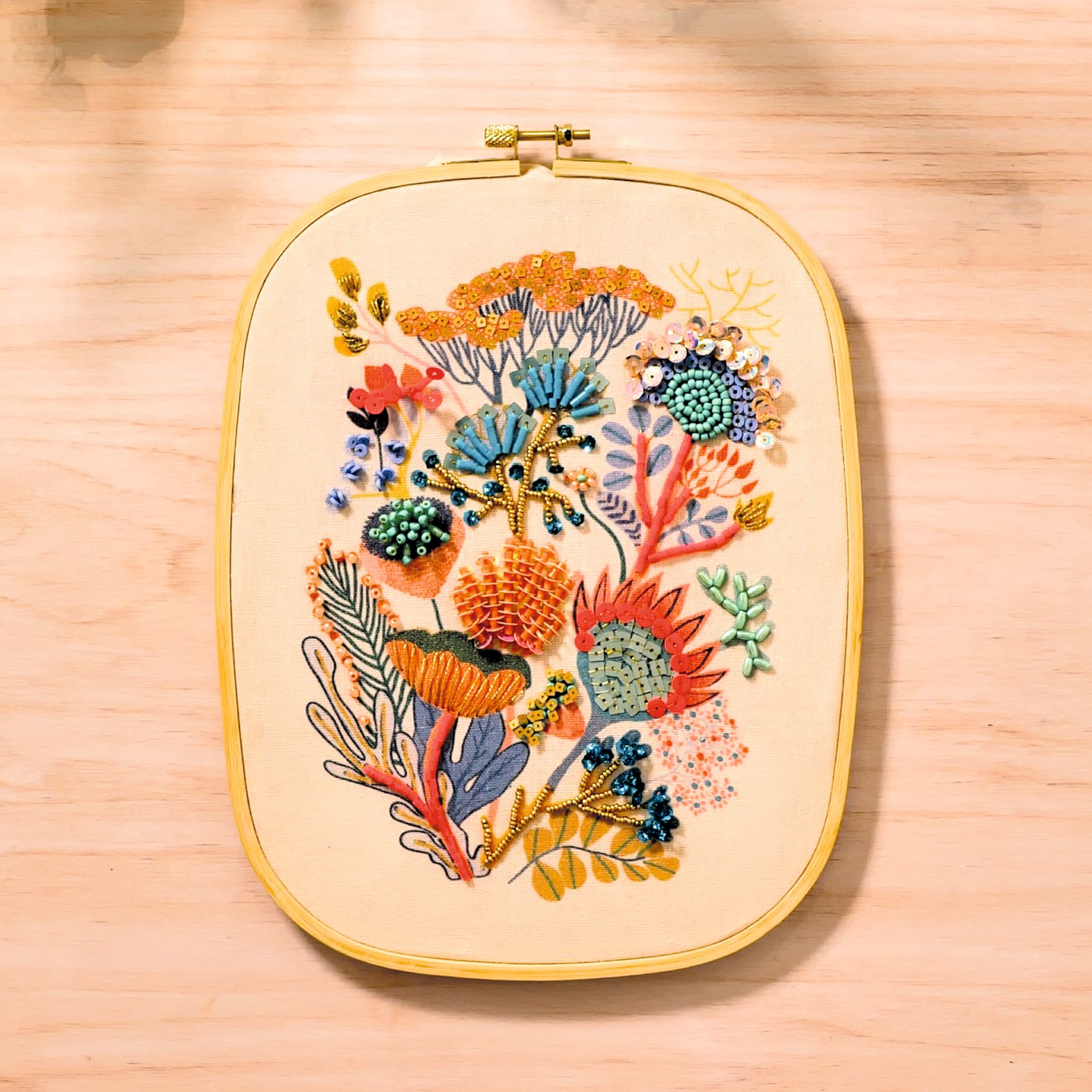 Műterem 58 - Gyöngyhímzés, Gyöngyvirág - Atelier 58, Beadwork