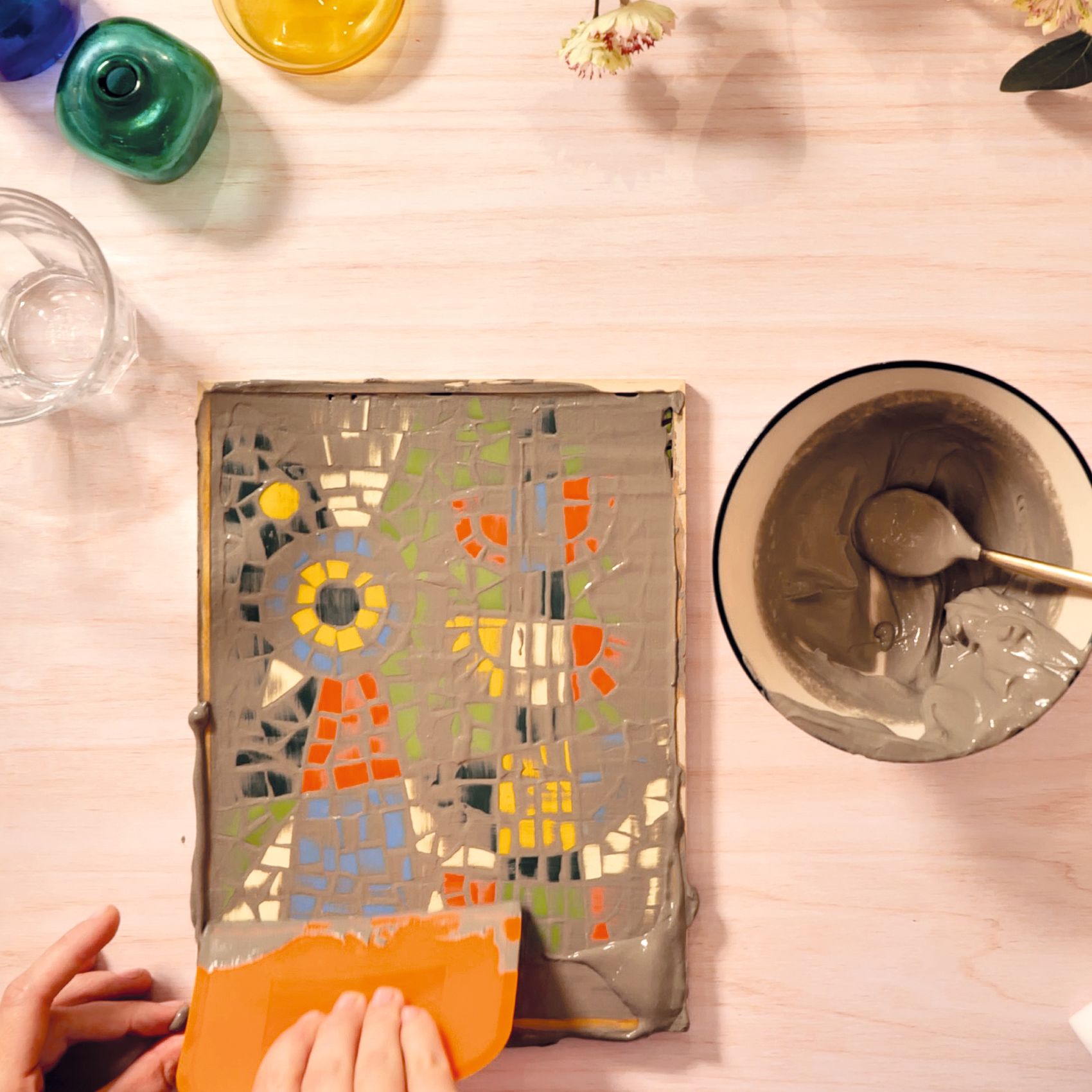 Műterem 73 - Mozaikkép, Páva - Atelier 73, Mosaic